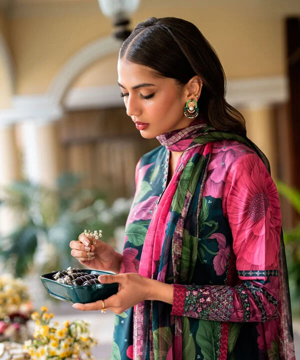 Sapphire Eid Signature Collection'25