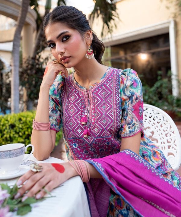Sapphire Eid Signature Collection'25