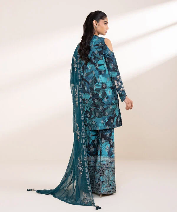 Sapphire Eid Signature Collection'25