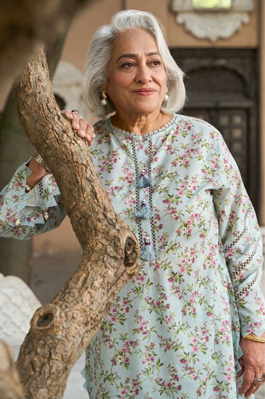 Gul Ahmed Mother’s Lawn'26