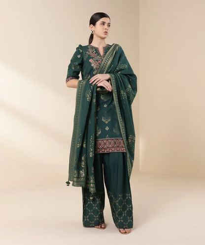 Sapphire Eid Jacquard Collection'25