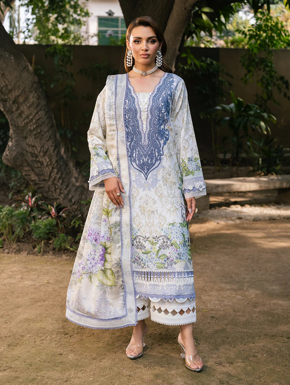 Jade Elara Lawn'26