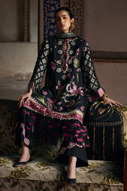 Elan Lawn'25