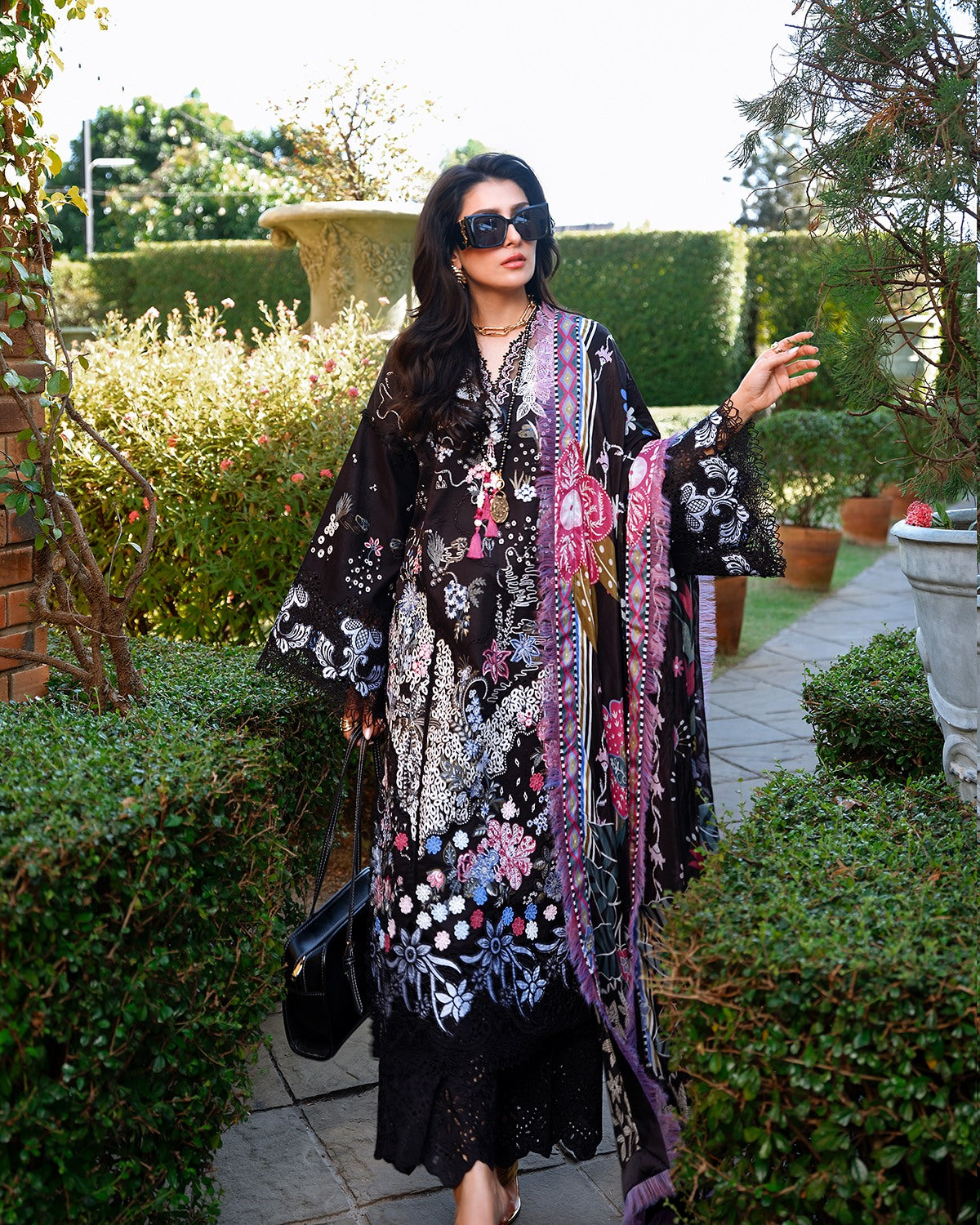 Mushq Amoi Luxury Lawn'26