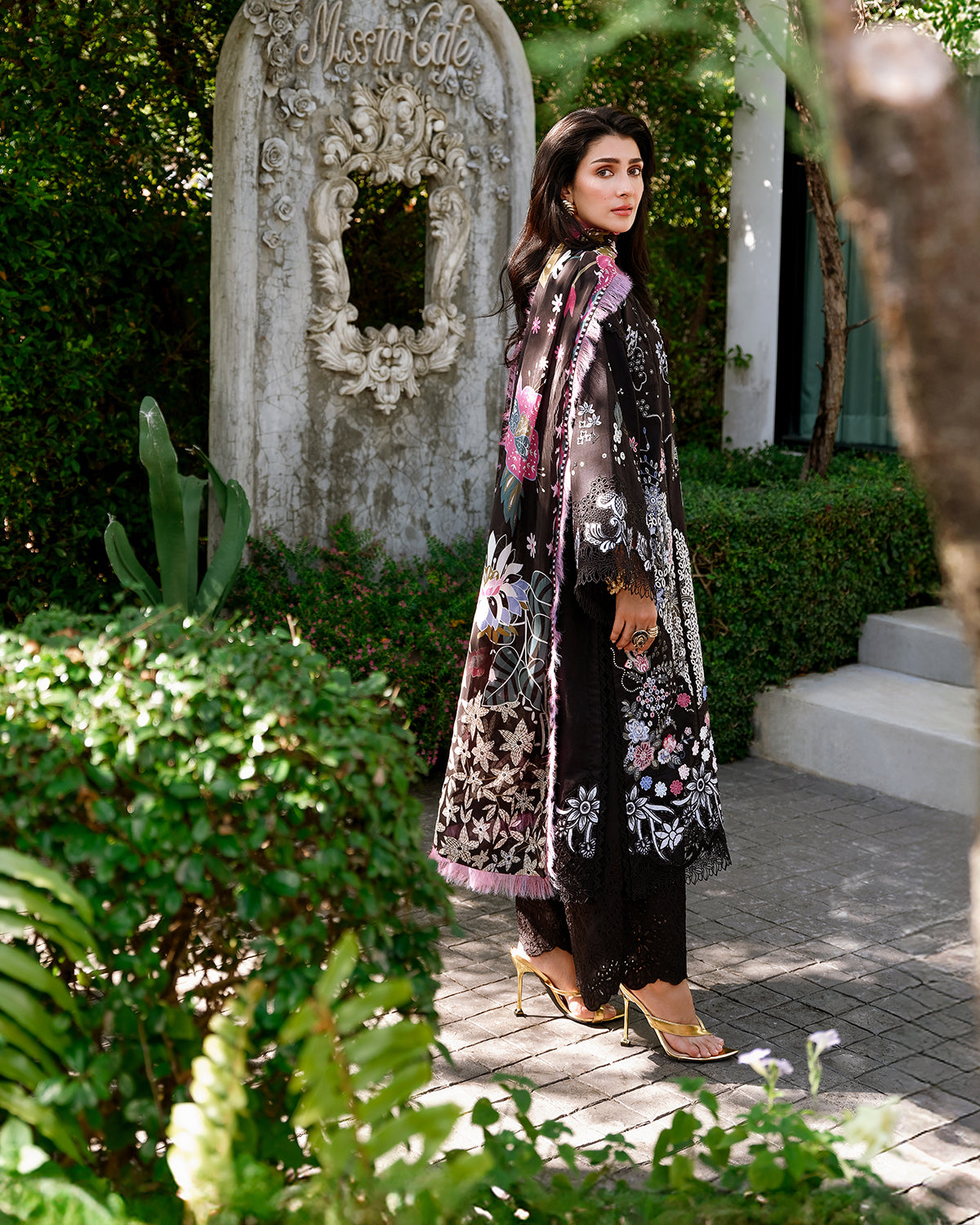Mushq Amoi Luxury Lawn'26