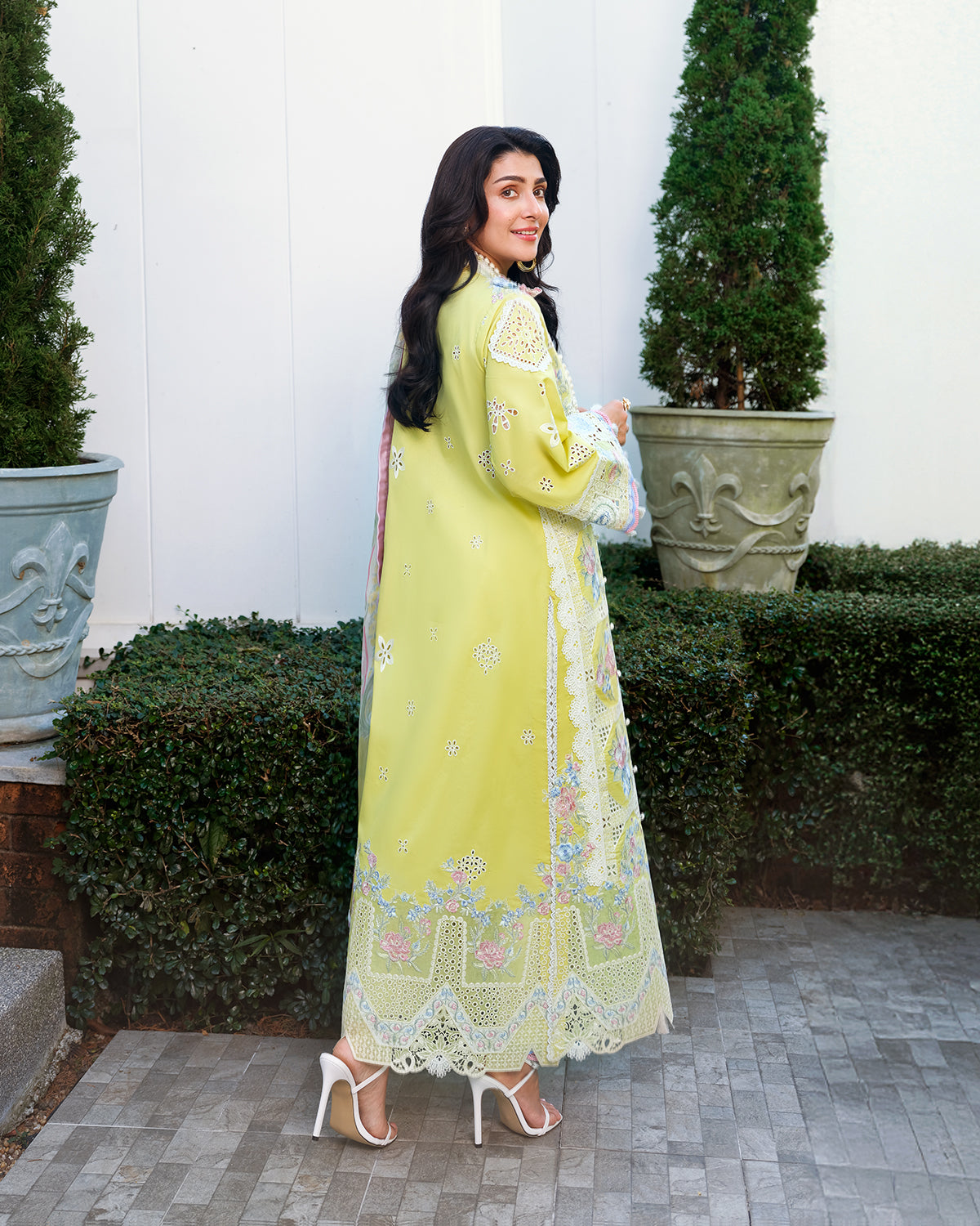 Mushq Amoi Luxury Lawn'26
