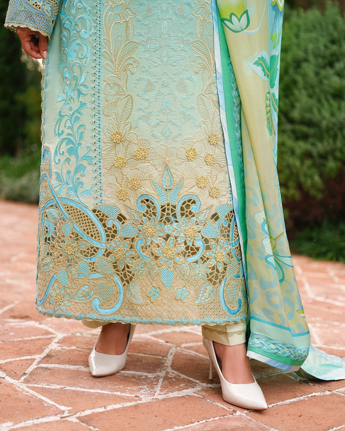 Mushq Amoi Luxury Lawn'26