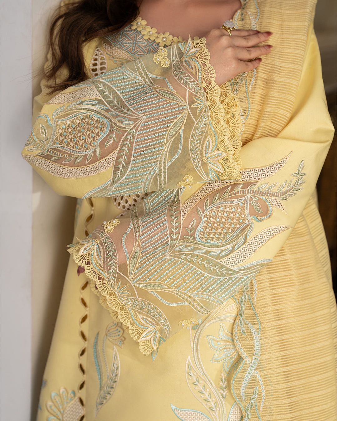 Rang Rasiya Carnation'26